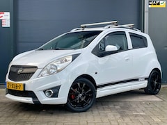 Chevrolet Spark - 1.0 16V LT White Limited Edition Bi-Fuel NAP AIRCO LEER BLUETOOTH AUDIO MET SUB LM VELGEN