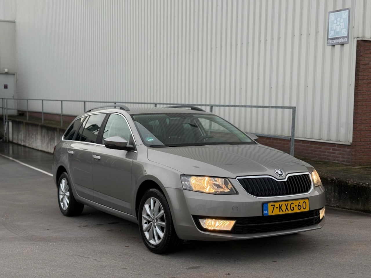 Skoda Octavia Combi - 1.2 TSI Grt Amb Bns I Trekhaak I - AutoWereld.nl