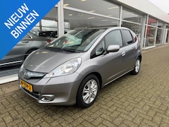 Honda Jazz - 1.4 Hybrid Elegance | Automaat | Panoramadak | Airco| Elektrische ramen | Nieuwe APK | NAP