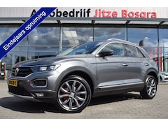 Volkswagen T-Roc - 1.5 TSi 150pk Sport LED | Panoramadak | Virtual | Carplay | Trekhaak | 18 Inch LMV