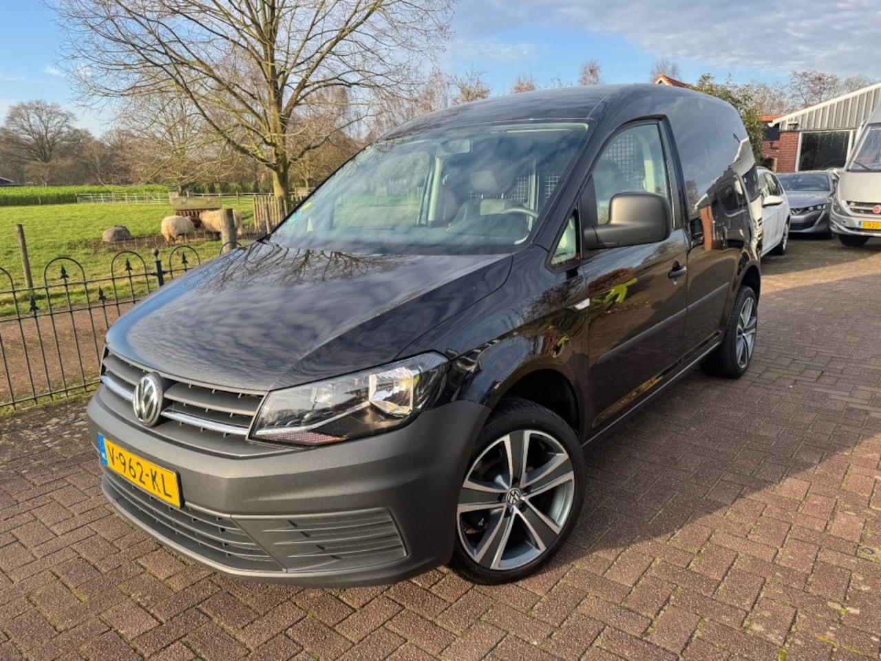 Volkswagen Caddy - 2.0 TDI Blue Motion *17 inch - AutoWereld.nl
