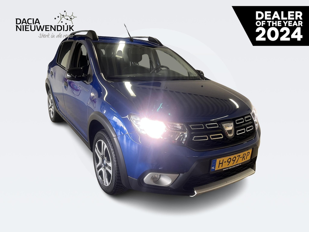 Dacia Sandero Stepway - 1.0 TCe Bi-Fuel Serie Limitee 15th Anniv. APPLE CARPLAY ANDROID AUTO / NAVIGATIE / CLIMATE - AutoWereld.nl