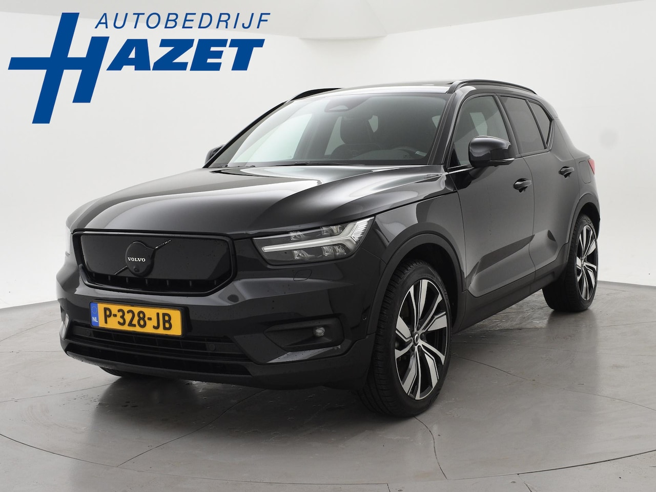 Volvo XC40 - RECHARGE TWIN PRO 408 PK + TREKHAAK WEGKL. | 360 CAMERA | PANORAMA | 20 INCH | HARMAN/KARD - AutoWereld.nl