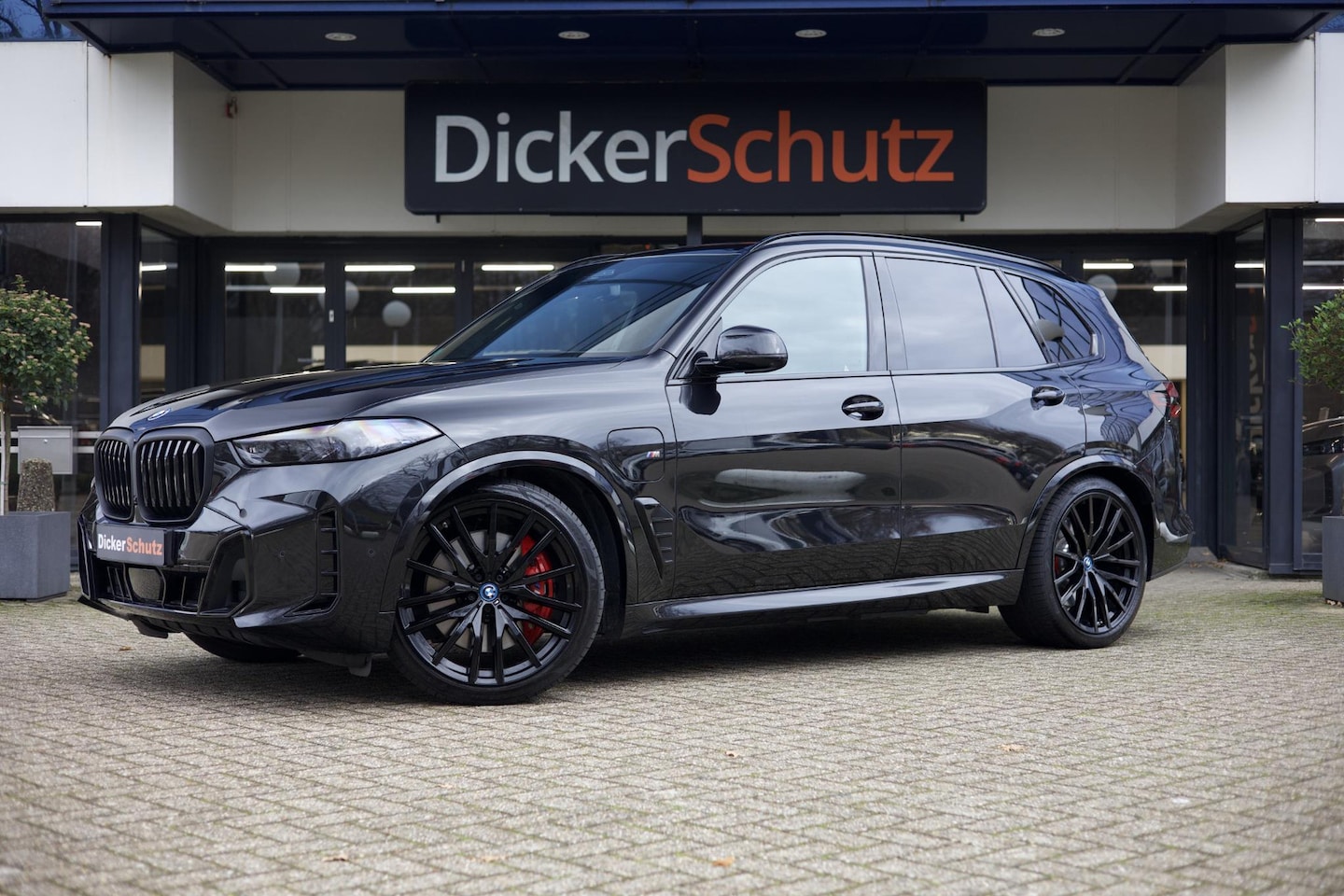 BMW X5 - xDrive50e M Sport Pro | Pano | M Stoelen | Alcantara - AutoWereld.nl