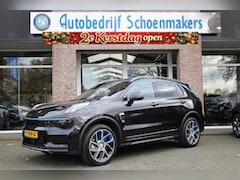 Lynk & Co 01 - 1.5 261PK MY23 ZWARTE-HEMEL ROLHOES MY23 360-CAMERA PANO/SCHUIF INFINITY DAB NAVI CARPLAY