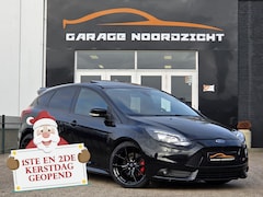 Ford Focus - 2.0 ST-3 SCHUIFDAK|XENON-LED|NAVIGATIE|CAMERA|ECC/AIRCO|LEDER RECARO|STOELVERWARMING|GETIN