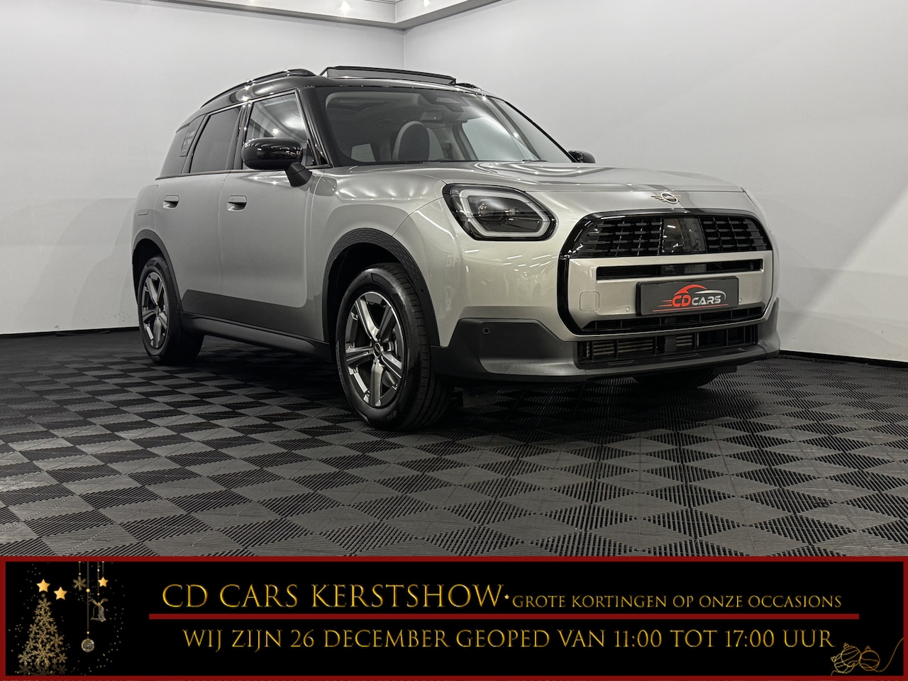 MINI Countryman - Mini 1.5 C Classic Trim + Package M Pano, Camera, Half leder, Navi, Head-up display, Elekt - AutoWereld.nl