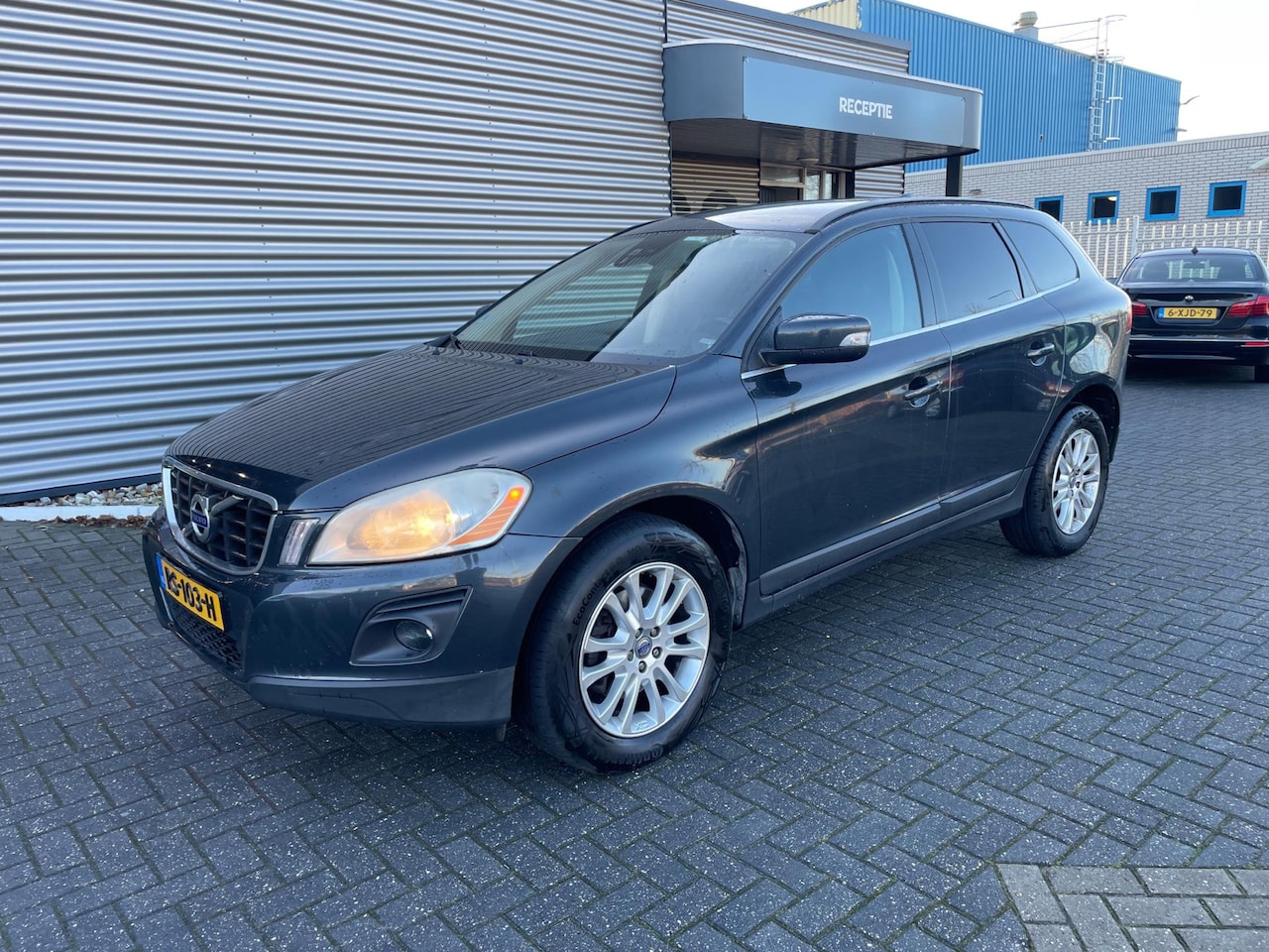 Volvo XC60 - 2.4D R-Design - AutoWereld.nl