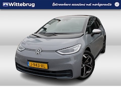 Volkswagen ID.3 - First Plus 58 kWh / Navigatie / LM 19 inch / APP / Camera / Parkeersensoren / LED