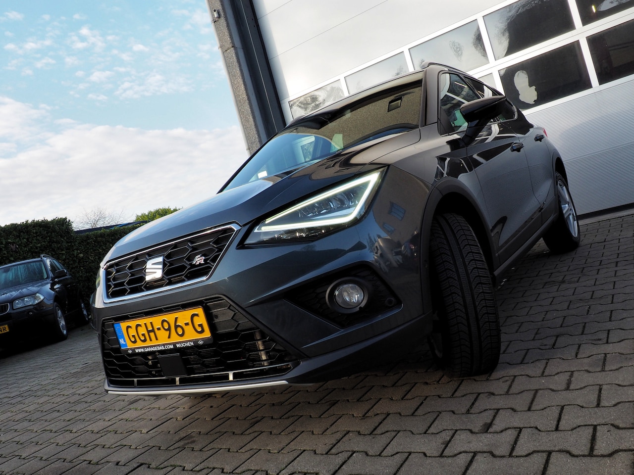 SEAT Arona - FR 1.0 TGI Business Intense LUXE! NAVI STOELVERW. CAMERA.