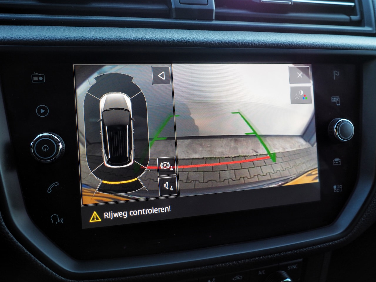 SEAT Arona - FR 1.0 TGI Business Intense LUXE! NAVI STOELVERW. CAMERA.