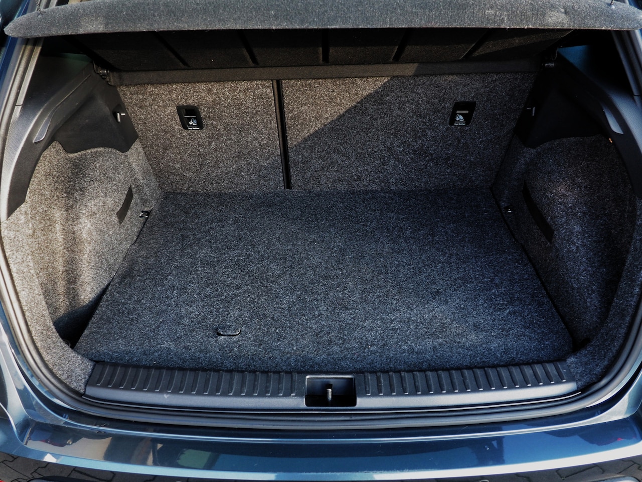 SEAT Arona - FR 1.0 TGI Business Intense LUXE! NAVI STOELVERW. CAMERA.