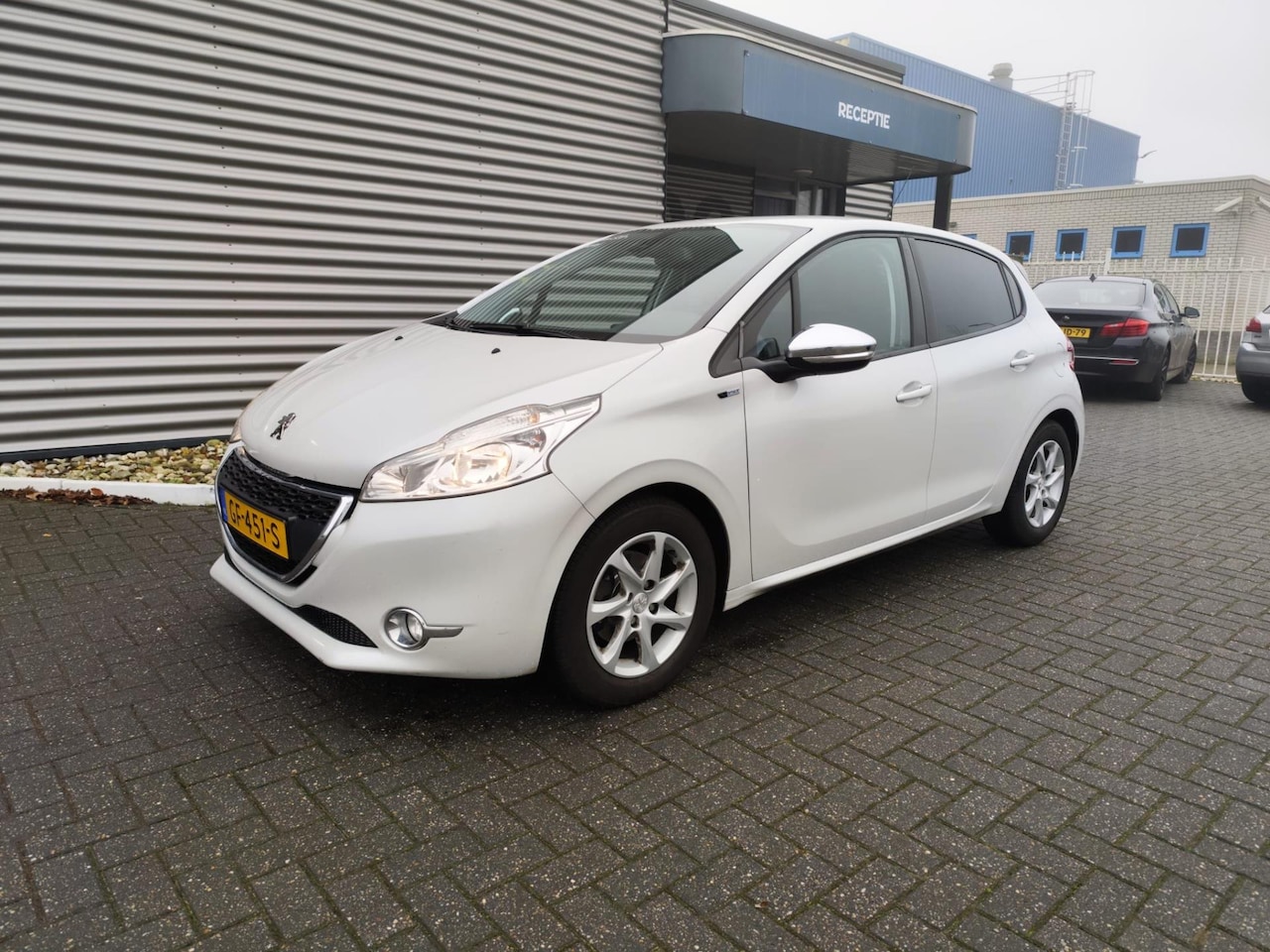 Peugeot 208 - 1.2 PureTech Style Pack 1.2 PureTech Style Pack - AutoWereld.nl