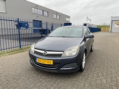 Opel Astra GTC - 1.6 Edition