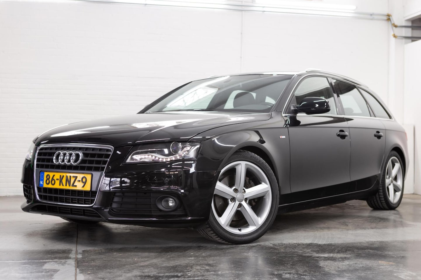 Audi A4 Avant - 2.0 TFSI S-Line - NL - Dealer ond - Youngtimer - AutoWereld.nl