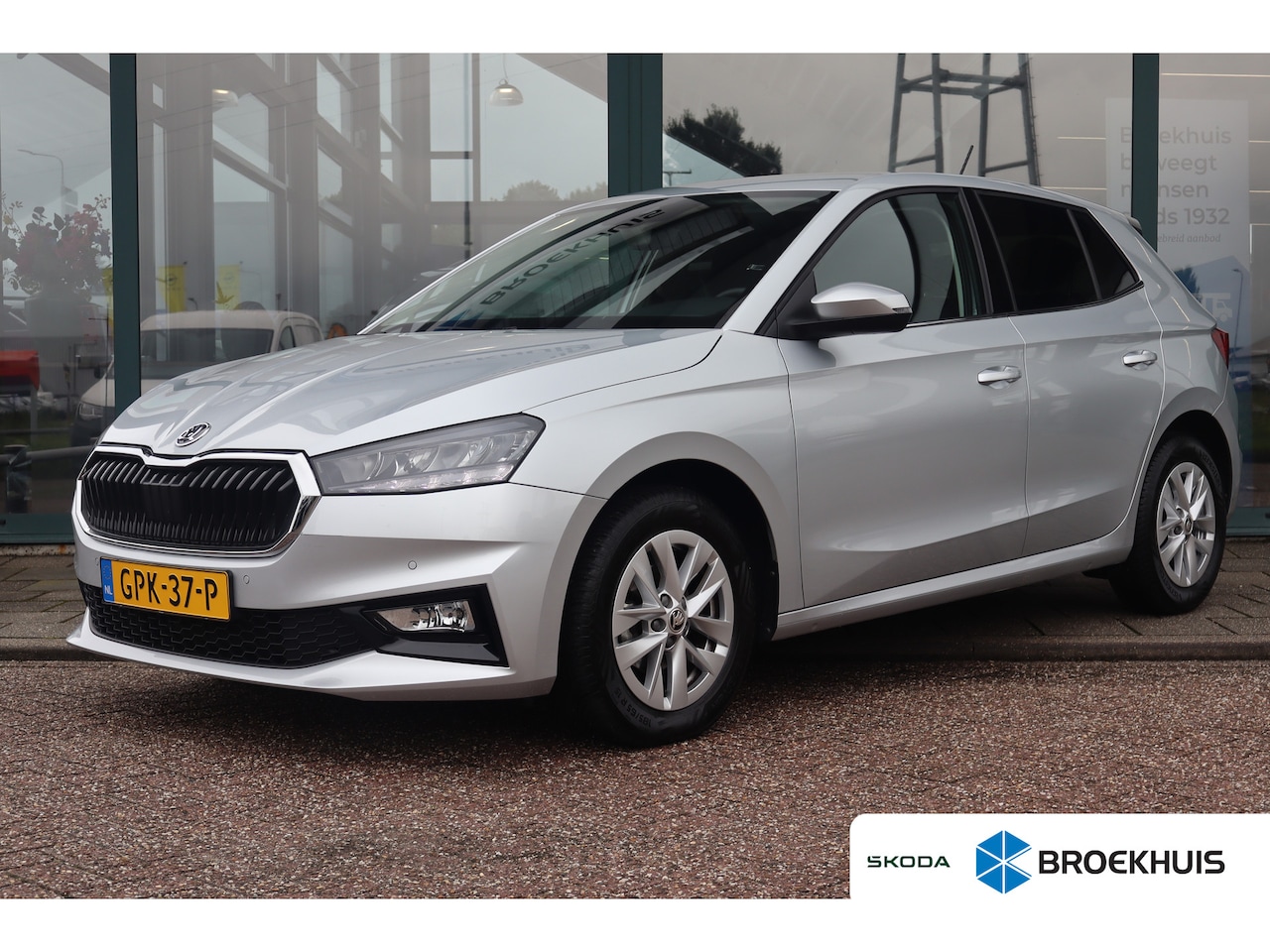 Skoda Fabia - 95PK 1.0 TSI Business Edition | Achteruitrijcamera | Cruise control | Keyless start - AutoWereld.nl