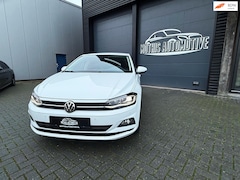 Volkswagen Polo - 1.0 TSI Highline Business R
