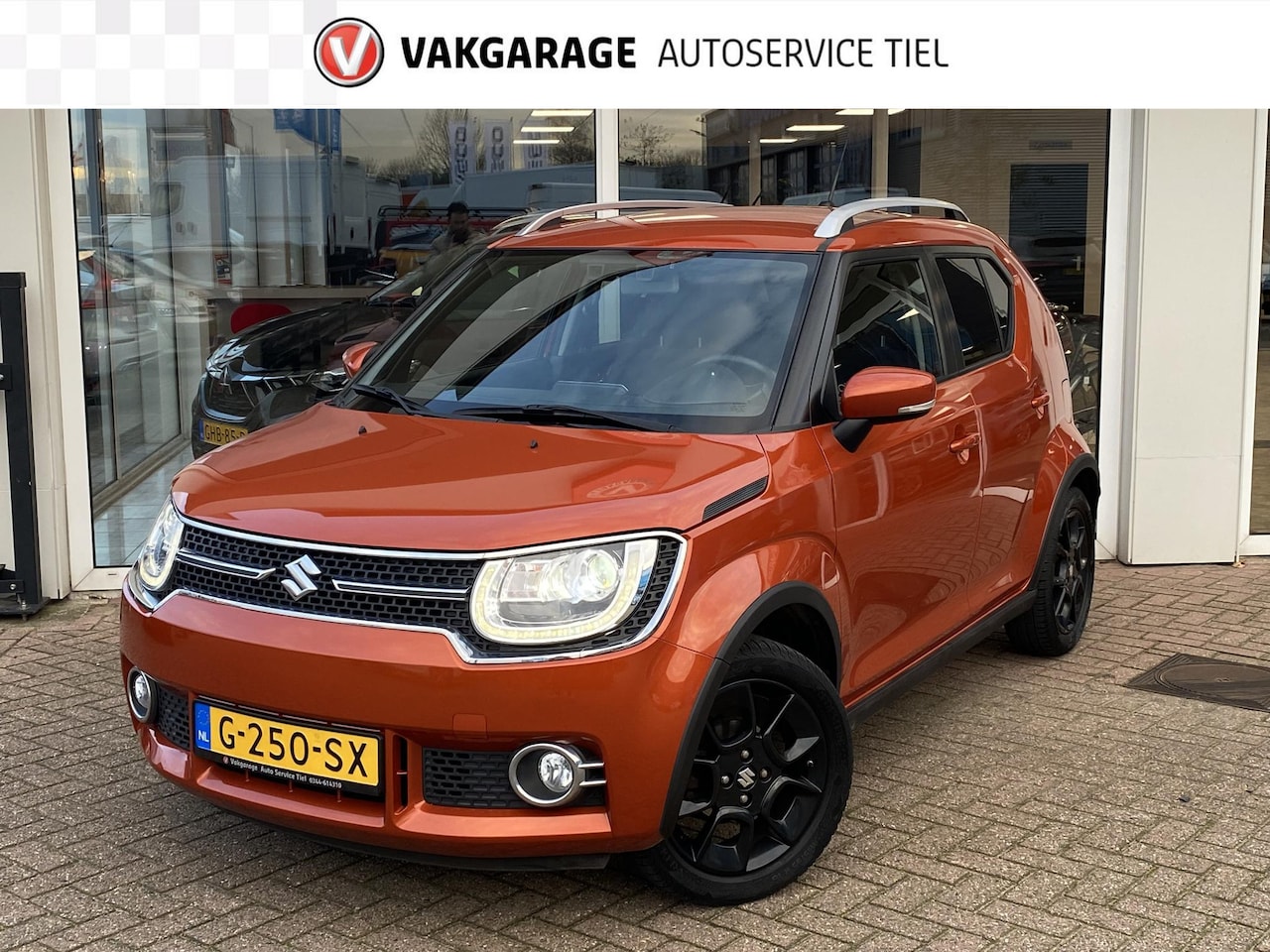 Suzuki Ignis - 1.2 Stijl Navigatie Apple CarPlay/Android Auto, stoelverwarming, zeer nette auto! - AutoWereld.nl