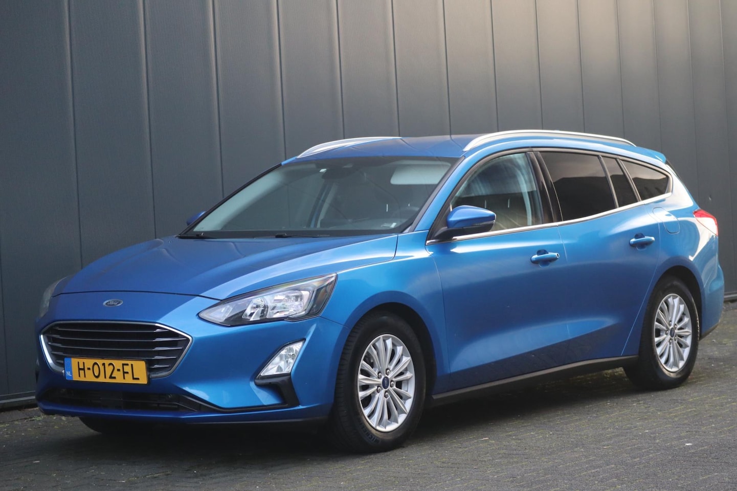Ford Focus Wagon - 1.0 EcoBoost Titanium Business | PDC | Org. NL | Automaat - AutoWereld.nl