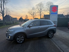 Suzuki Vitara - 1.4 Boosterjet Select Smart Hybrid // 1500 kilo trekgewicht // Snel te rijden // Rijklaar