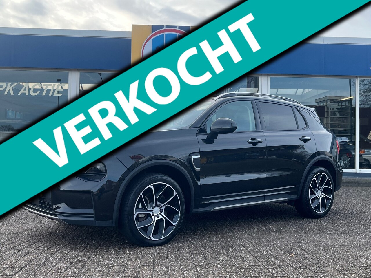 Lynk & Co 01 - 1.5 261pk PHEV 7DCTH | Black edition | Orig.NL | PanoramaDak | Camera | Carplay | - AutoWereld.nl