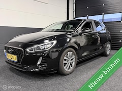 Hyundai i30 - 1.0 T-GDI Premium NAVI / CARPLAY / CAMERA / CRUISE / CLIMATE / LED