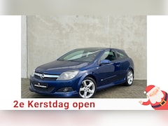 Opel Astra GTC - 1.6 OPC LINE GLAZEN DAK NAV CRUISE PDC