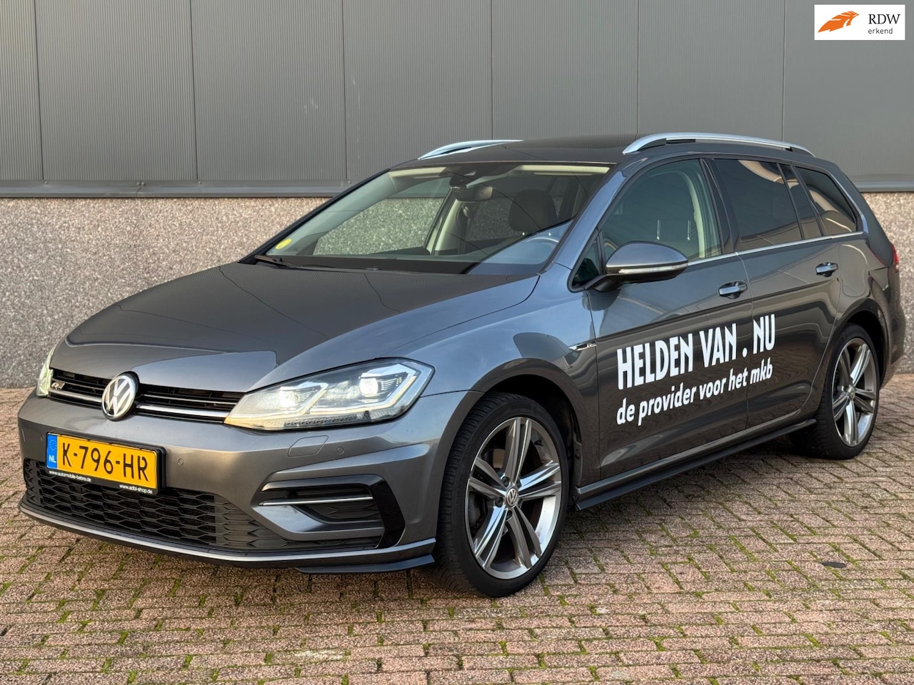 Volkswagen Golf Variant - 2.0 TDI R-LINE PANO LED DYNAUDIO - AutoWereld.nl