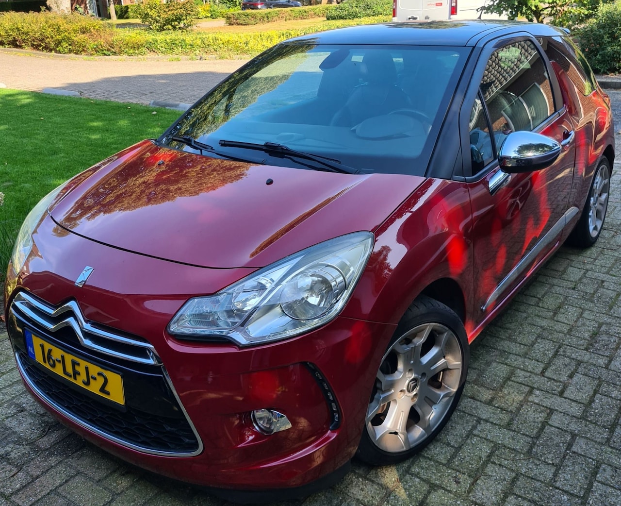 Citroën DS3 - 1.6 So Chic - AutoWereld.nl