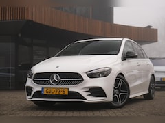 Mercedes-Benz B-klasse - 180 Business Solution AMG Camera Widescreen Stoelverwarming Carplay LED