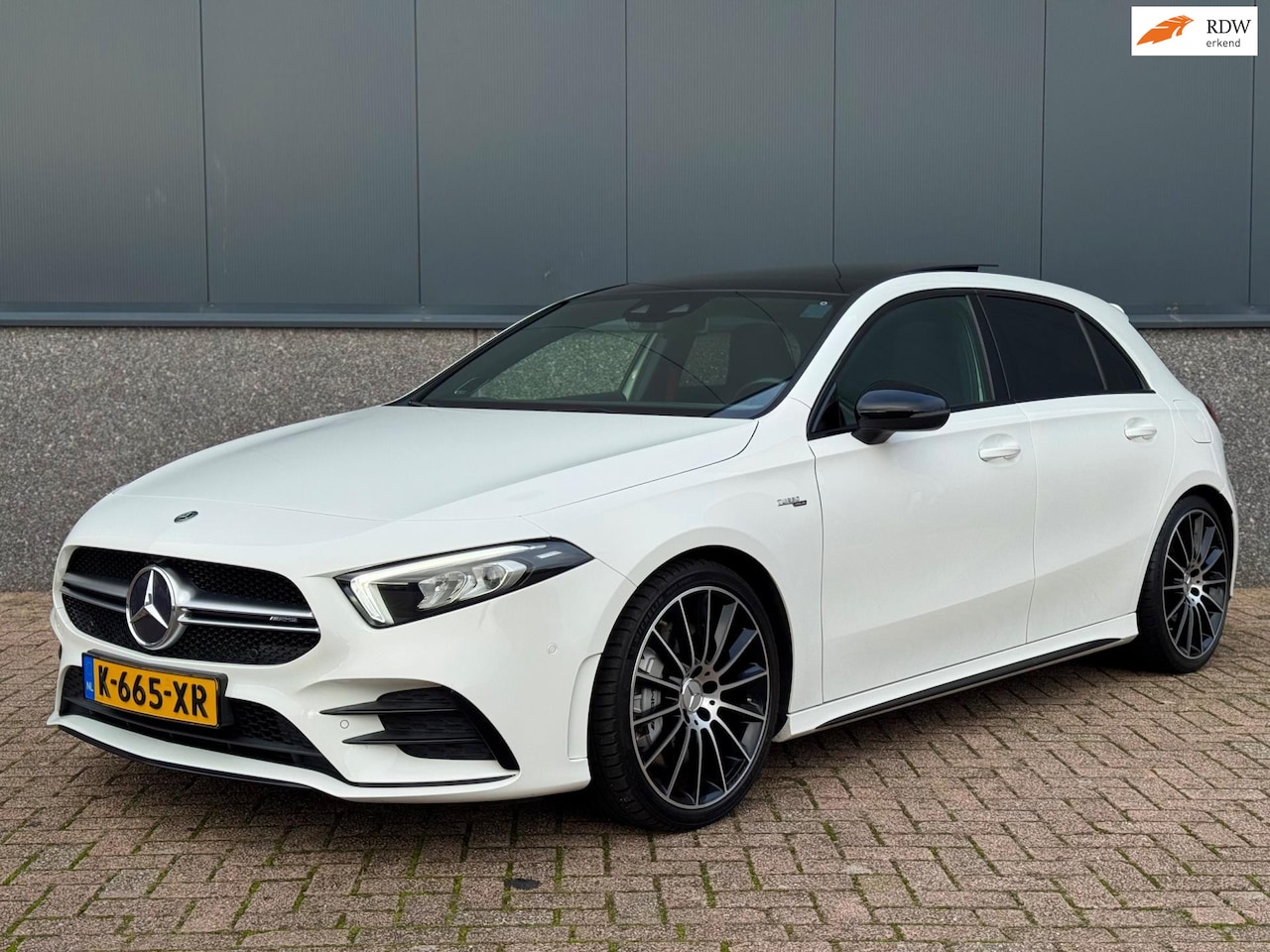 Mercedes-Benz A-klasse - AMG 35 4MATIC Pano/Sfeer/Burmester/19” - AutoWereld.nl