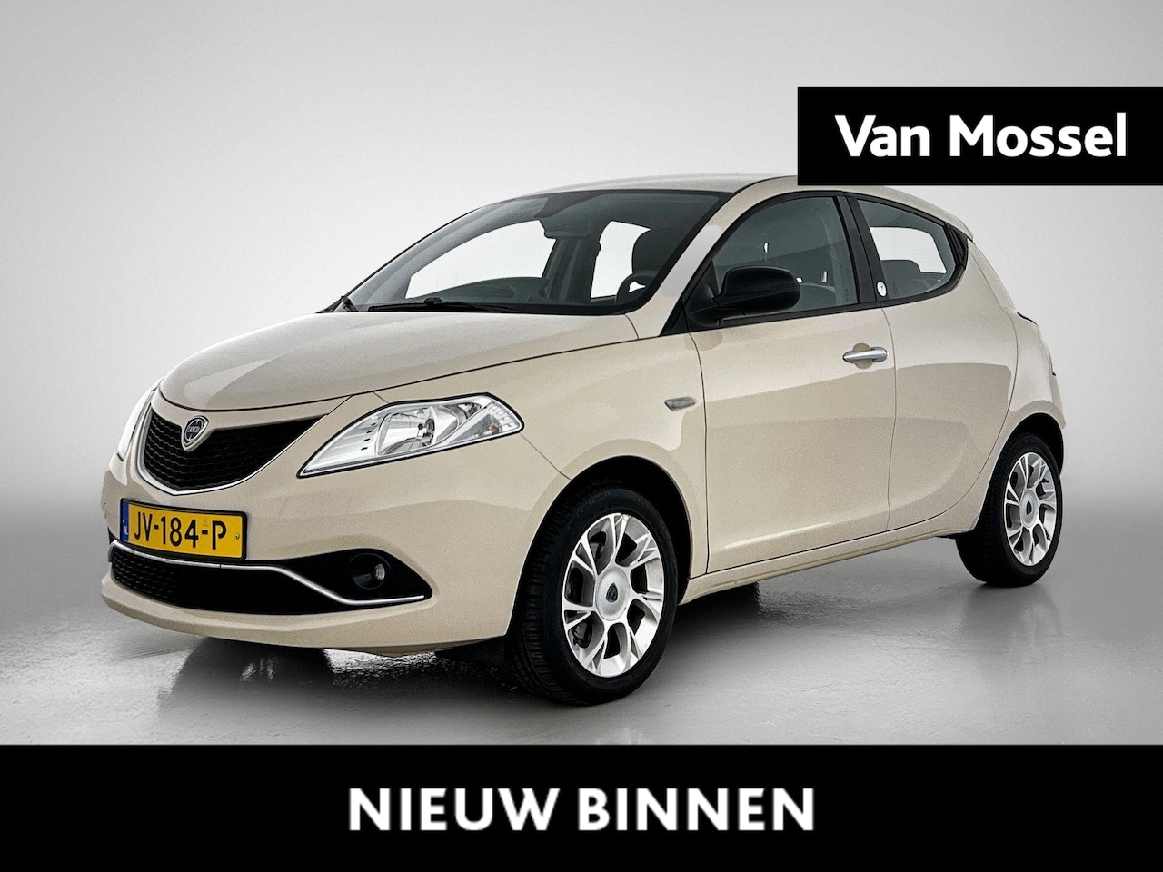 Lancia Y(psilon) - Ypsilon 0.9 TwinAir Opening Edition | Automaat | Parkeersensoren | Navigatie | - AutoWereld.nl