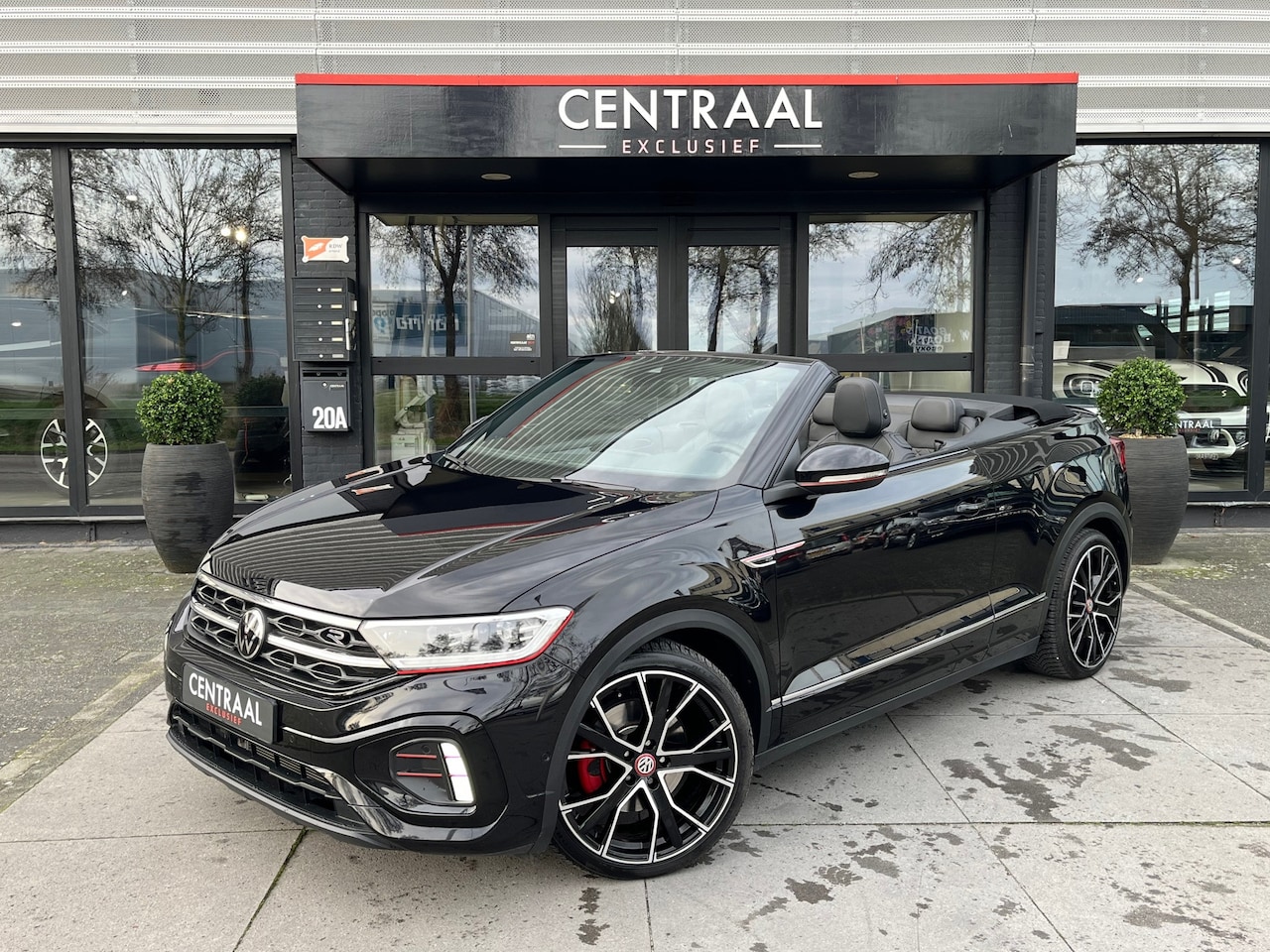 Volkswagen T-Roc Cabrio - 1.5 TSI R-Line|Beats|IQ Light|Camera|Carplay|ACC|Keyless|Leder|150PK - AutoWereld.nl