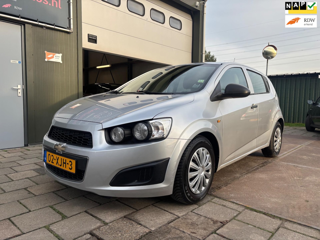 Chevrolet Aveo - 1.2 LS Airco Cruise - AutoWereld.nl