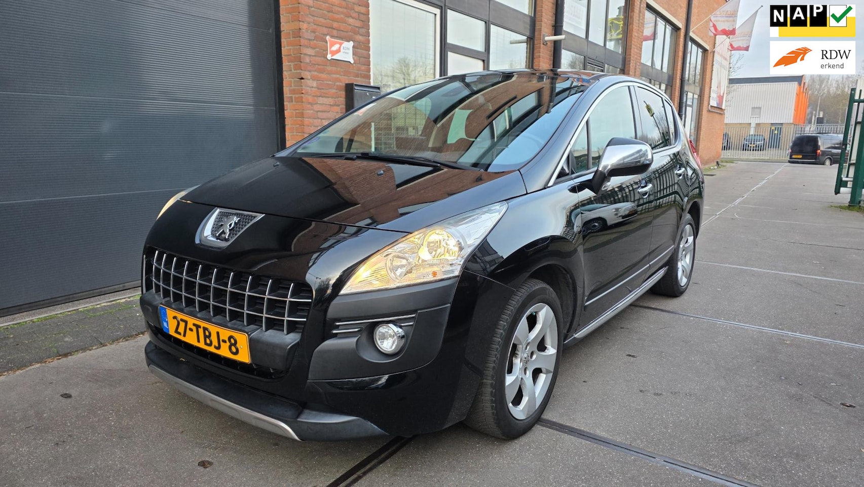 Peugeot 3008 - 1.6 VTi Active trekhaak, panodak, dakdragers, 100% onderhoud - AutoWereld.nl