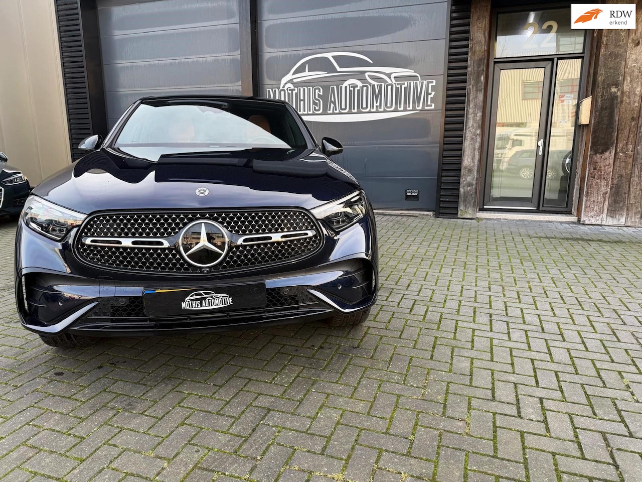 Mercedes-Benz GLC-klasse Coupé - 300e 4MATIC AMG Line 300e 4MATIC AMG Line - AutoWereld.nl