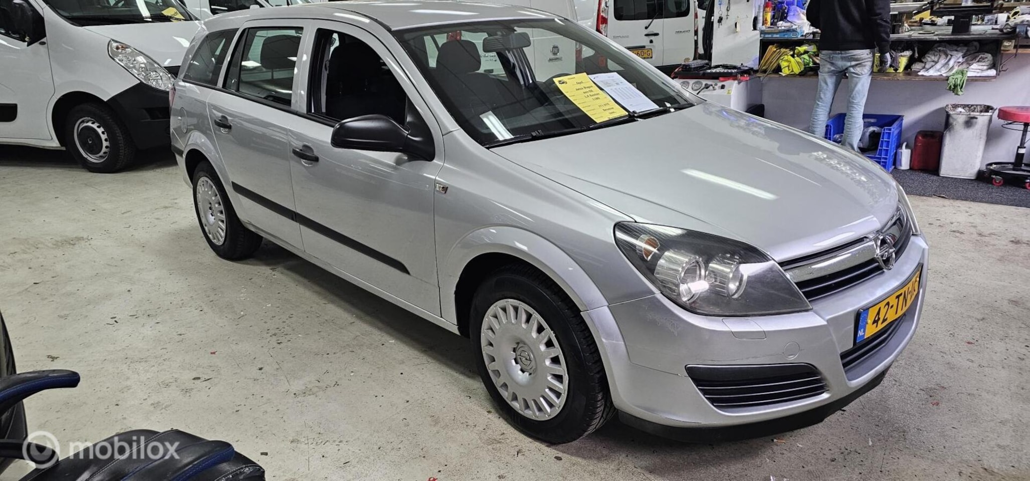 Opel Astra Wagon - 1.4 Airco Trekhaak - AutoWereld.nl