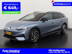 Volkswagen ID.7 Tourer - Pro Business 77 kWh | SOH 100% | Warmtepomp | Panoramadak | Trekhaak | Zondag Open