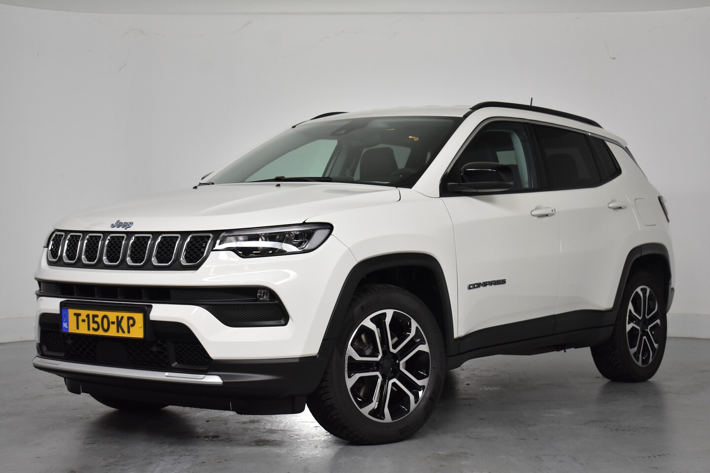 Jeep Compass - 4xe 240 Plug-in Hybrid Electric Limited | Adaptive Cruise | LED | Climate Control | Elektr - AutoWereld.nl