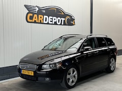 Volvo V50 - 2.4 D5 Summum Distributieriem Pas vervangen Multiriem Pas vervangen Aircopomp Pas vervange