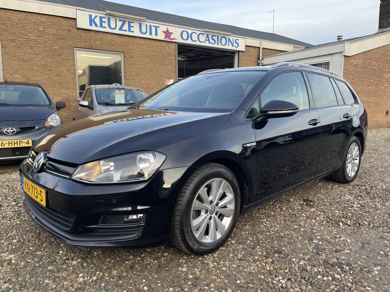 Volkswagen Golf Variant - 1.0 TSI Connected Series APK tot 26-10-2026 - AutoWereld.nl