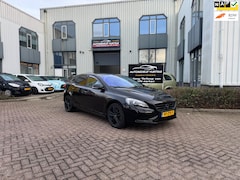 Volvo V40 - 1.6 T3 Summum