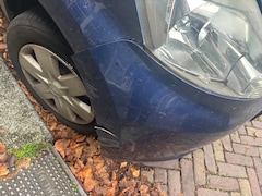 Daihatsu Sirion 2 - 1.0-12V Premium