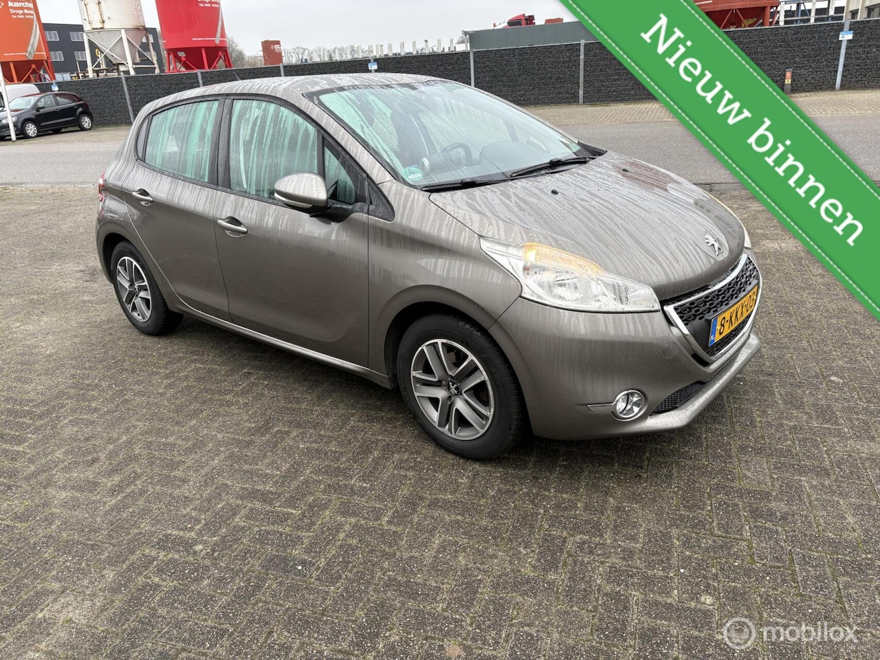 Peugeot 208 - 1.2 Vti Blue Lease Executive 1.2 VTi Blue Lease Executive - AutoWereld.nl