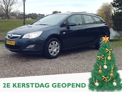 Opel Astra Sports Tourer - 1.4 Edition - Airco Tweede kerstdag open van 10:00- tot 15:00 uur