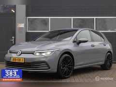 Volkswagen Golf - 1.0 TSI Life Business LED, VIRTUAL, CARPLAY, SFEERVERL