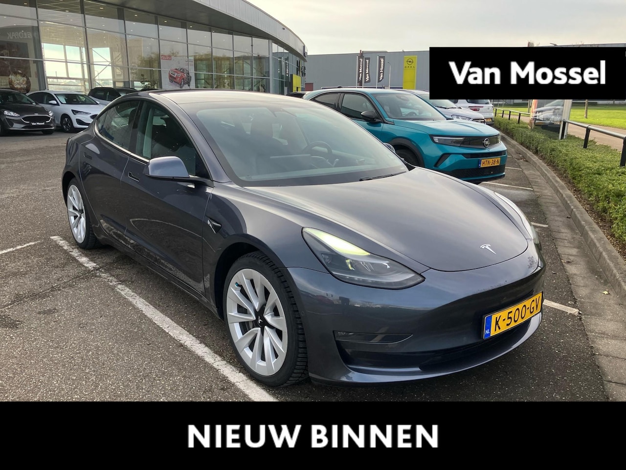 Tesla Model 3 - Long Range RWD Long Range AWD 75 kWh - AutoWereld.nl