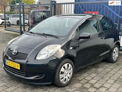 Toyota Yaris - 1.3 VVTi Terra / AIRCO / ELEKTRISCHE RAMEN