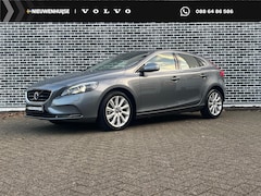 Volvo V40 - 1.5 T3 Nordic+ | Automaat | Trekhaak | Bi-xenon koplampen | Navigatie | 17" velgen | Stoel