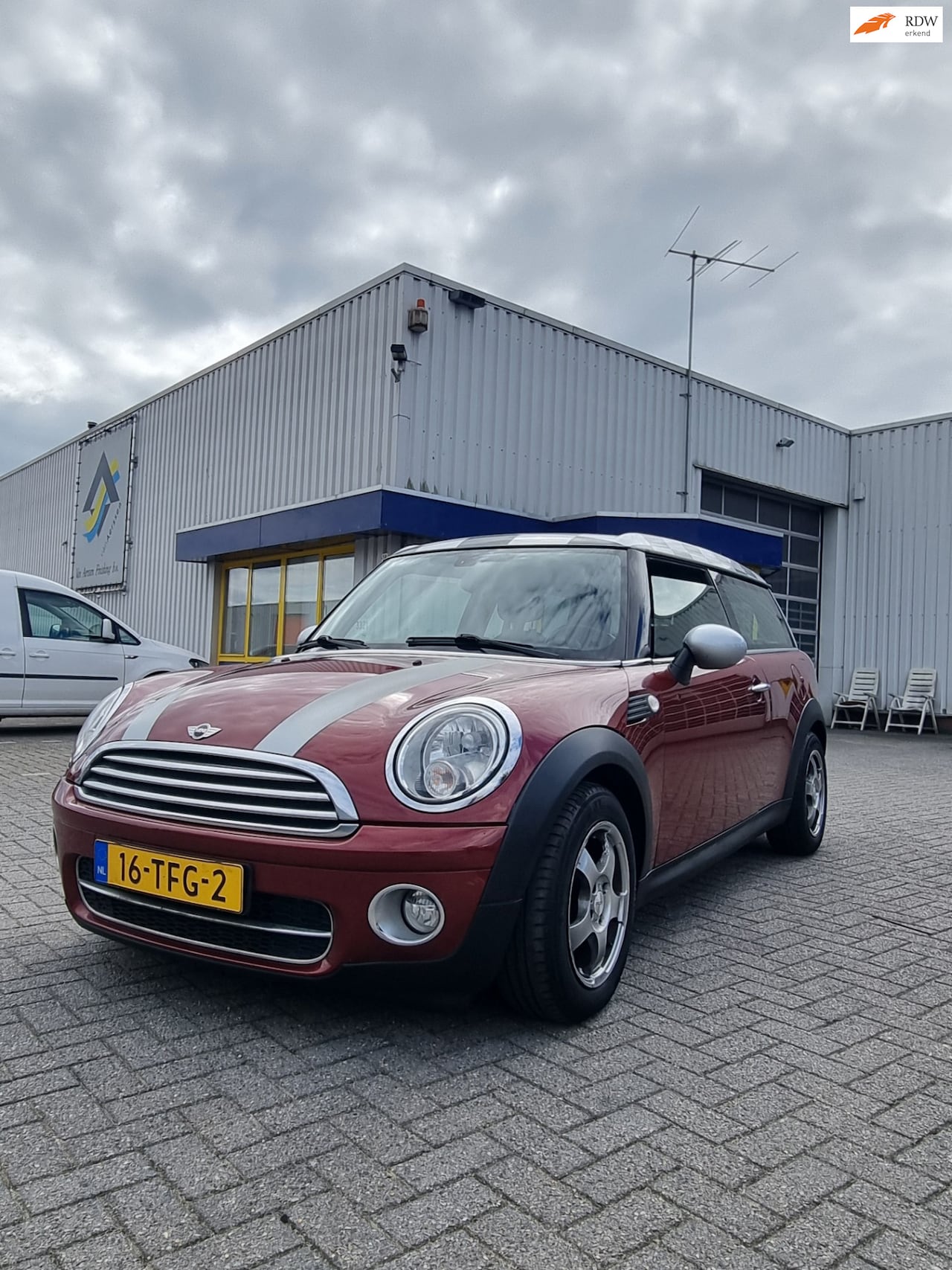 MINI COOPER D CLUBMAN